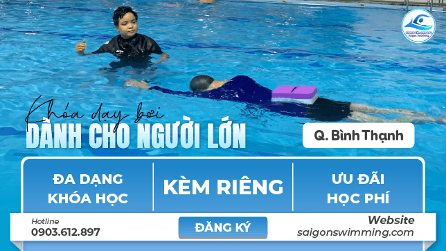 Hình ảnh lớp học bơi người lớn 1 kèm 1 tại Sài Gòn Swimming